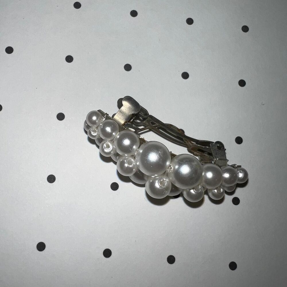 Vintage Pearl Hair Barrette - Picture 3 of 3